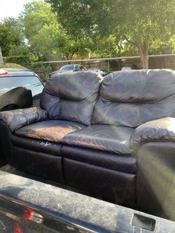 leather reclining love seat