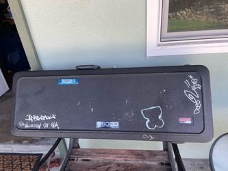 Gator Hardshell Electric Strat/Tele Guitar Case