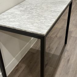 Counter Height Table And Chairs