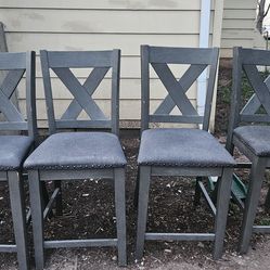 4 tall chairs
