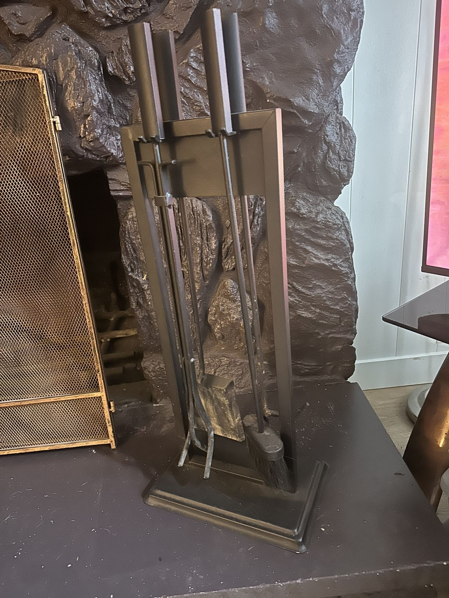 Fireplace Screen And Accessories