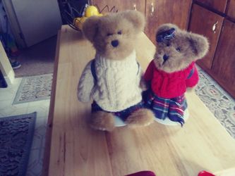 Boyds Bears with stands