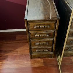 Desk Drawers 20 Bucks. Come Pick It Up.