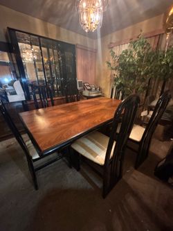 China cabinet/ dining table