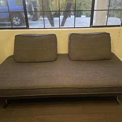 Sofa/twin futon