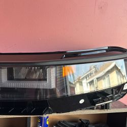 2022 2023 2024 Hyundai IONIQ 5 LED Projector Left Headlight Used OEM 