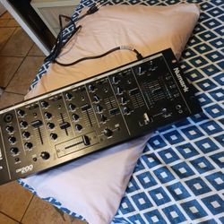 Numark  Cm200  Mixer