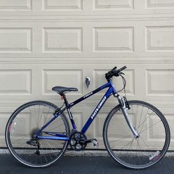 Novara Forza Hybrid Bicycle – 14” Small Frame – 700c – 24 Speed – Bike