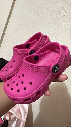CROCS