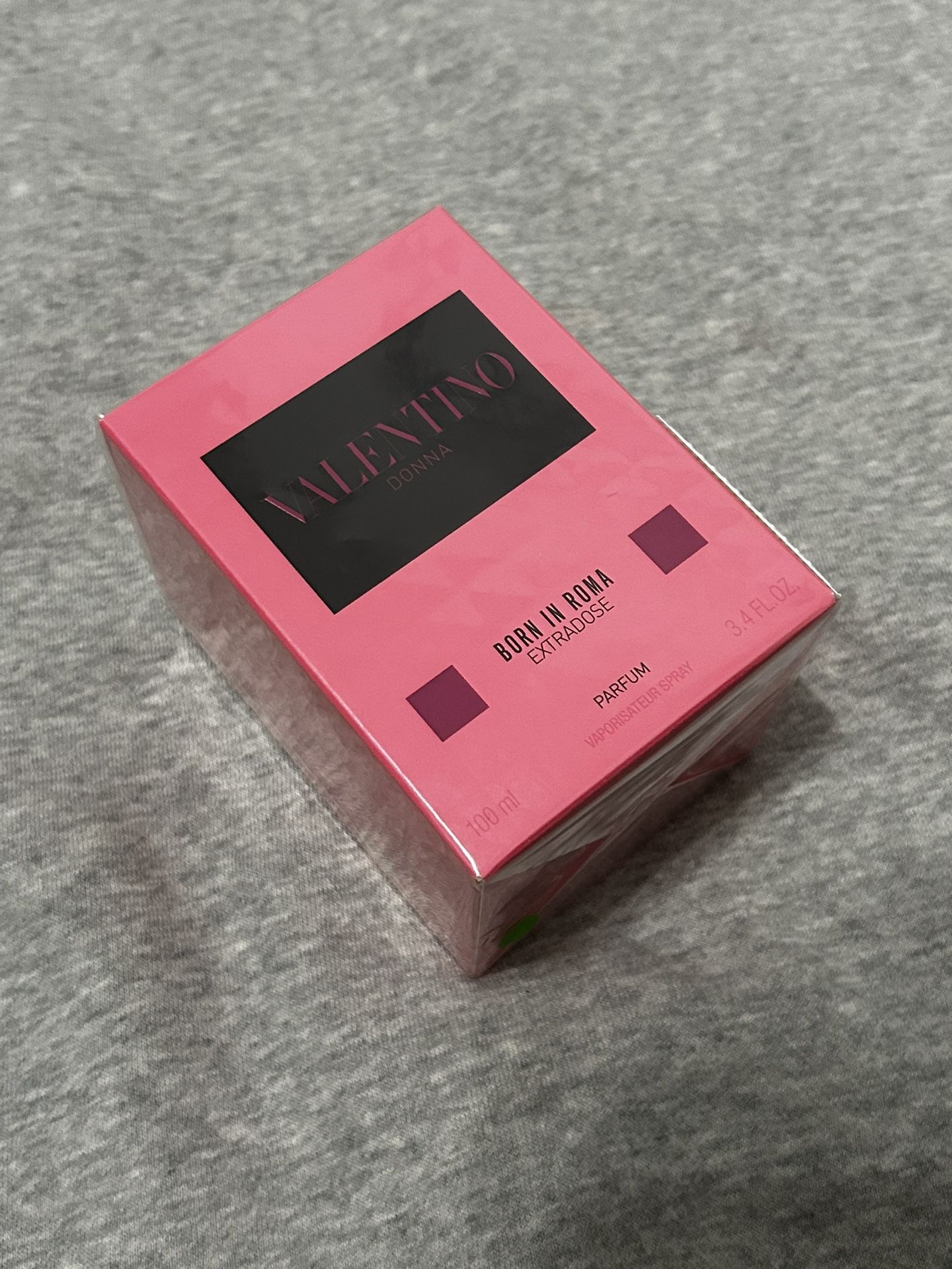 Valentino Donna Born In Roma Extradose