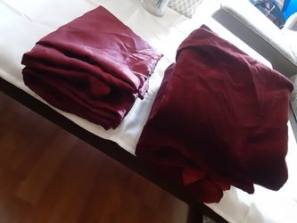 Burgandy dark out 4 panels curtains 84x64