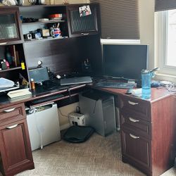 Office Desk With Hutch