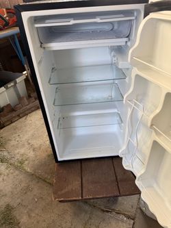 3.3 Cubic Mini Fridge