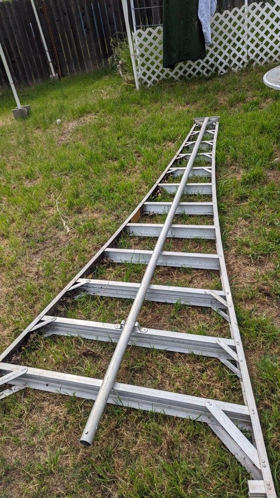 12 Tripod Orchard Ladder Aluminum
