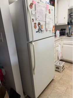 Refigerator