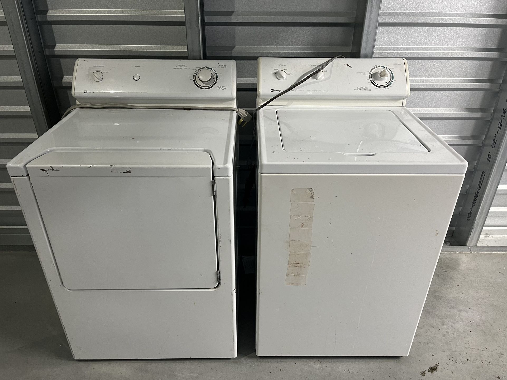 Electric  Washer/Dryer Set 