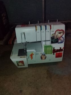 Sewing machine bernette b64 airlock