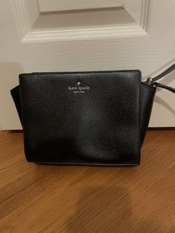 Kate Spade Purse (black & unused)