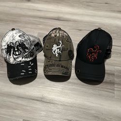 Red Monkey Caps 🧢 