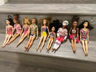 Barbie dolls bundle pack only 8$!!!