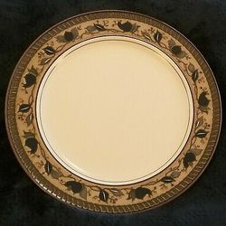 Mikasa China Intaglio ARABELLA Round Platter/Chop Plate