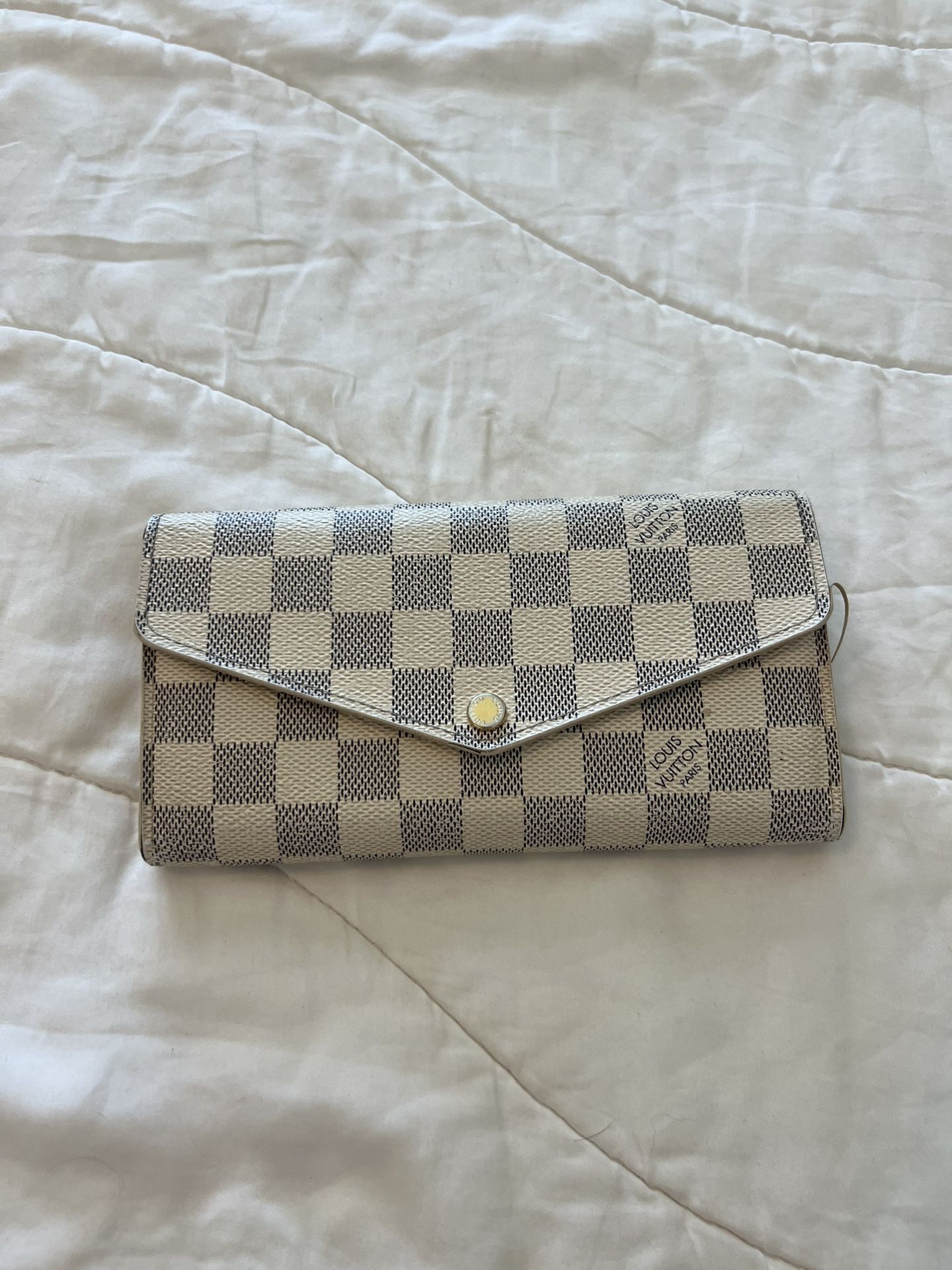Louis Vuitton Sarah Wallet – Damier Azur Canvas