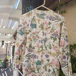 LOVELY LADIES PRE-OWNED SCRUB JACKET SIZE MEDIUM 