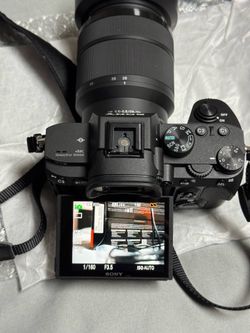 Sony A7 III + 28-70mm Lens – Like New – Only 77 Shutter Count