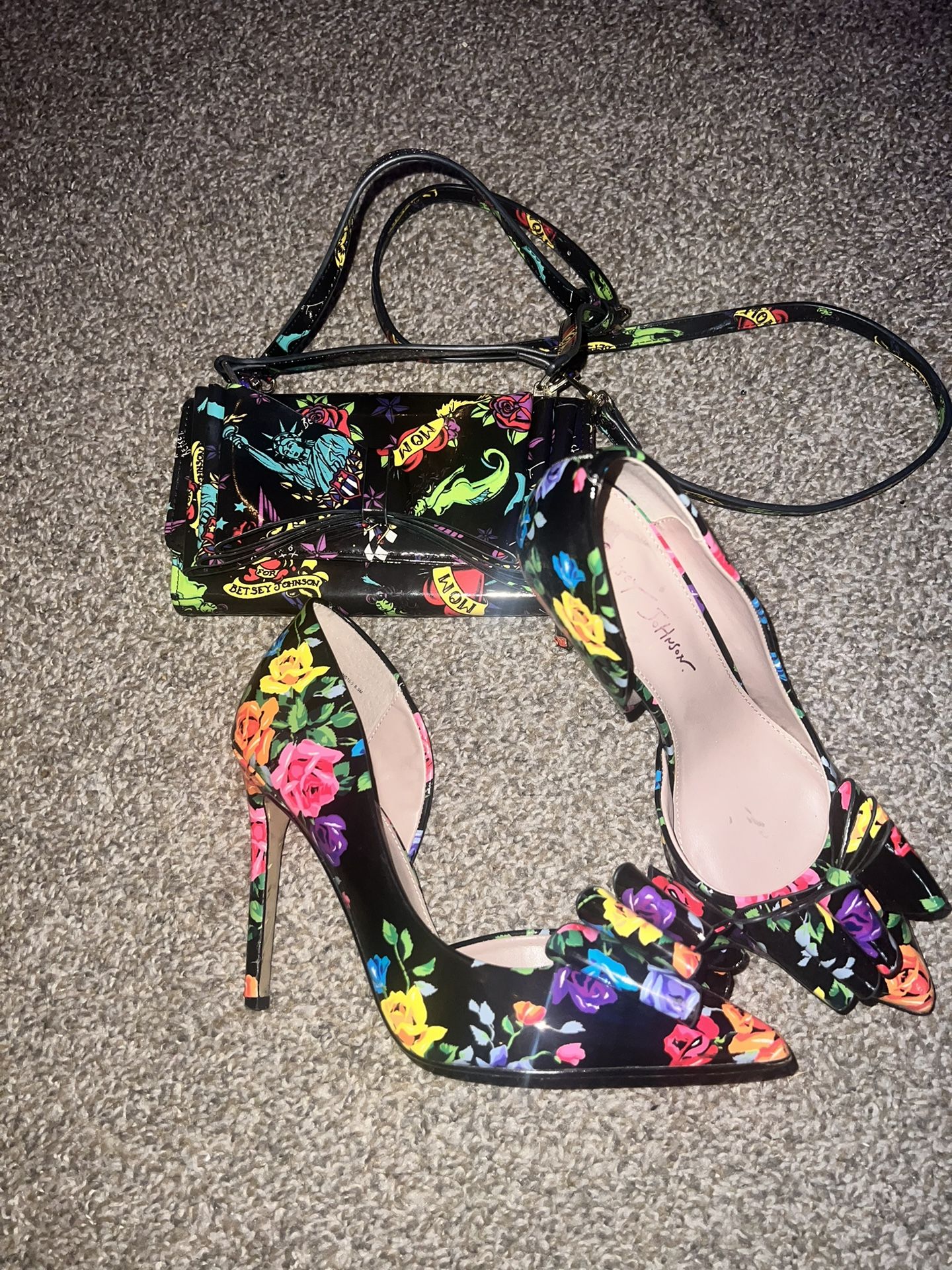 Betsey Johnson Size 8 Heels And matching bag 
