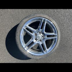 1 — 225/40r18 5x112 5x4.41 Stock Mercedes Benz AMG Chrome C350 C300 E350 Wheel Rim Tire!