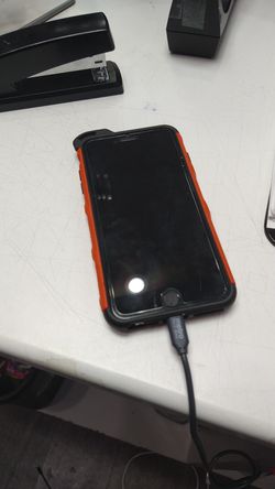 Iphone 6s Plus 32GB Unlocked