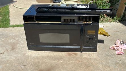 Microwave with wall mount