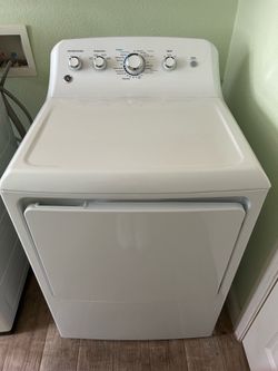 GE Electric Dryer GTD42EASJ2WW