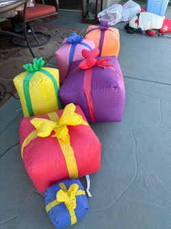 Inflatable Christmas Gift Box Yard Decorations - Set of 7. 6 ft