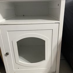 Litter box cabinet/table