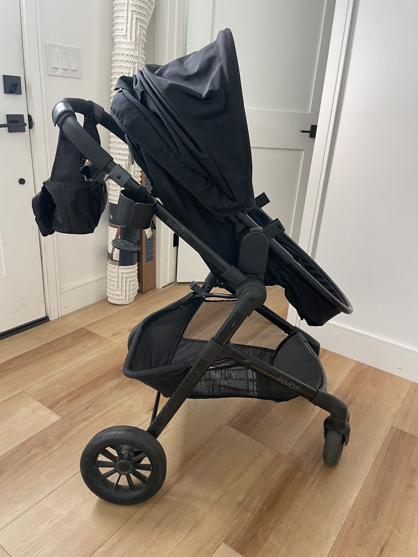 Evenflo Pivot Stroller