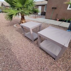 2 End Tables 
