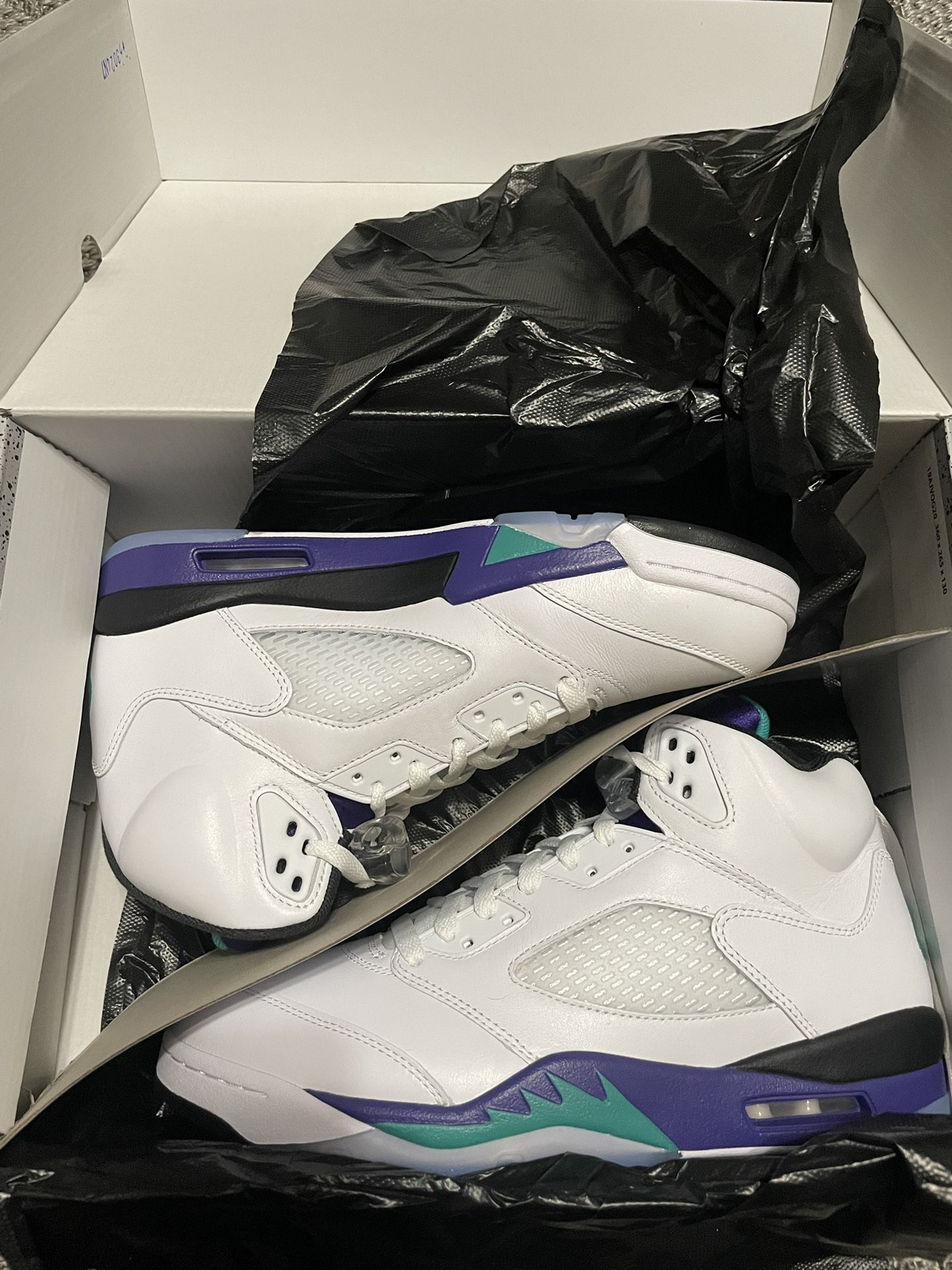 Jordan 5 Retro Grape