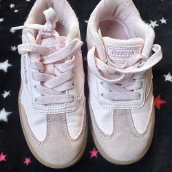 Reebok girl shoes