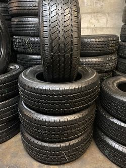 SET CONTINENTAL 255/65/17 SEMI NEW 95%TREAD LIFE $260 INCLUDE PROFESSIONAL INSTALLATION AND TAX
