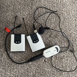 Wireless Lavalier Microphone for Smartphone & Camera