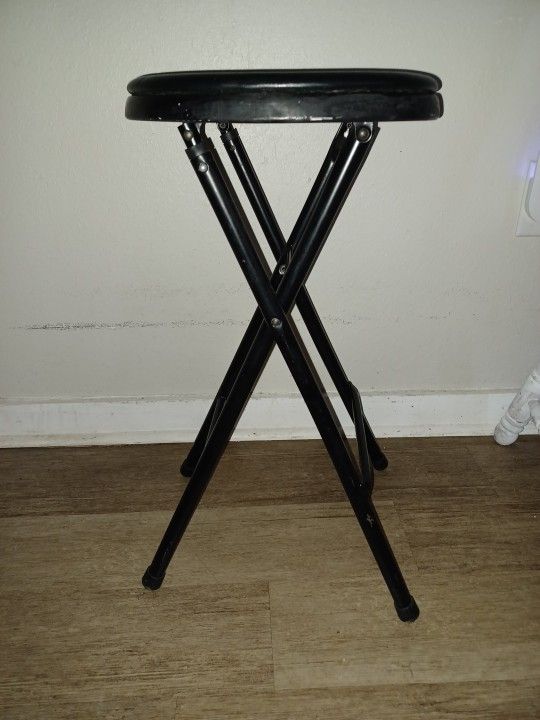 Folding Stool - Backless 18-Inch Stool with 225lb Capacity for Kitchen or Rec Room - Portable Indoor Counter Bar Stools by Lavish Home (Black)