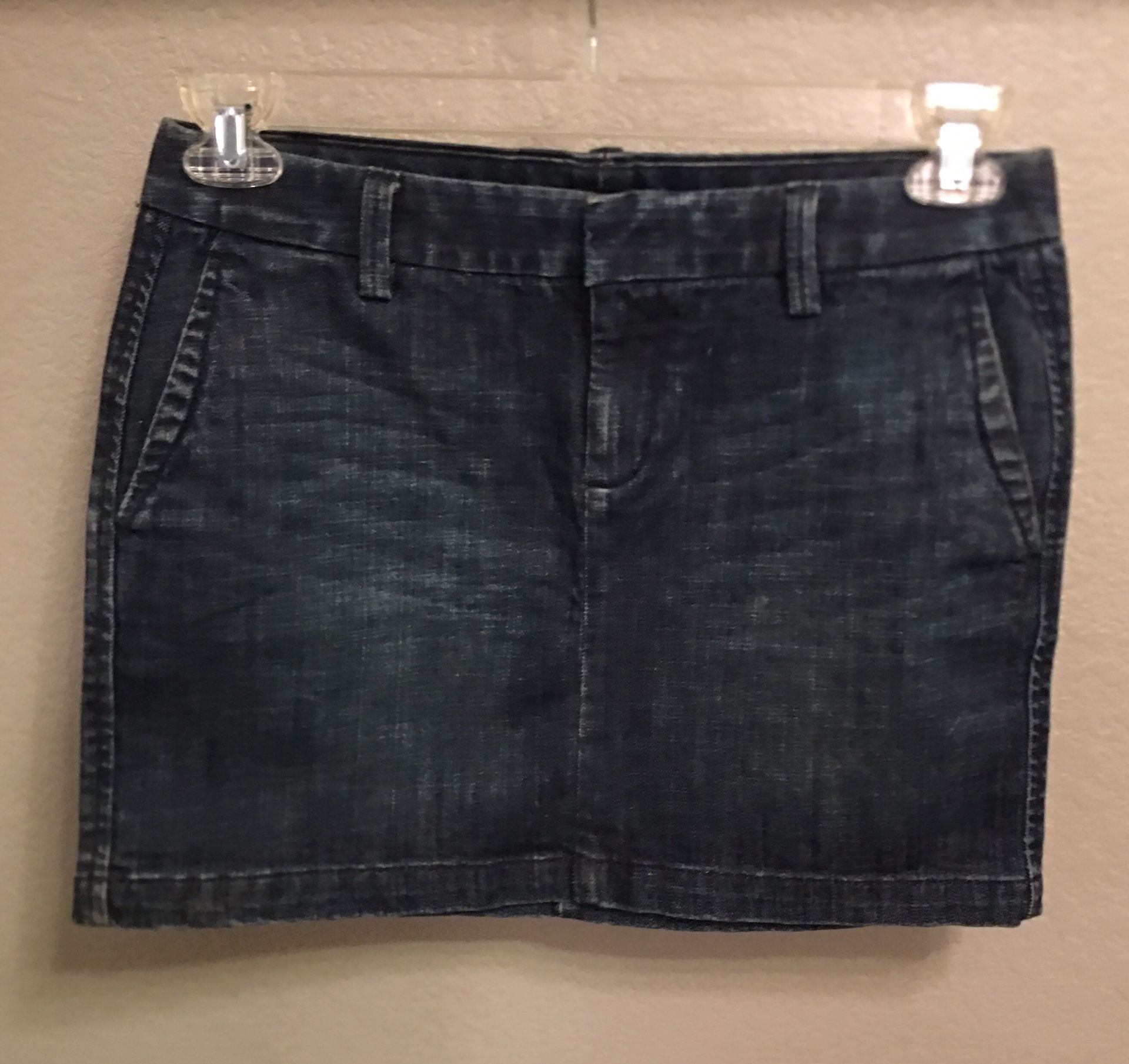 Gap dark wash mini skirt size 2