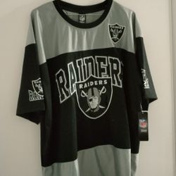 Raiders Jersey Black/Silver Size Large/X-Large.