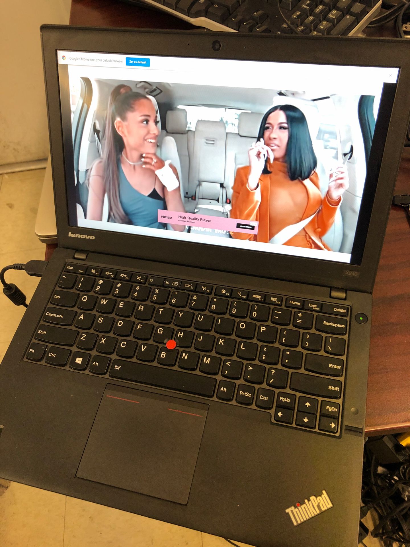 Lenovo X240 notebook intel corei5-4300u, 180gb SSD 8gb ram win10