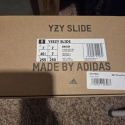 Yeezy Slide