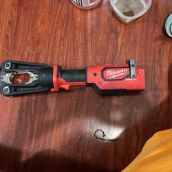 15T Crimper Milwaukee 