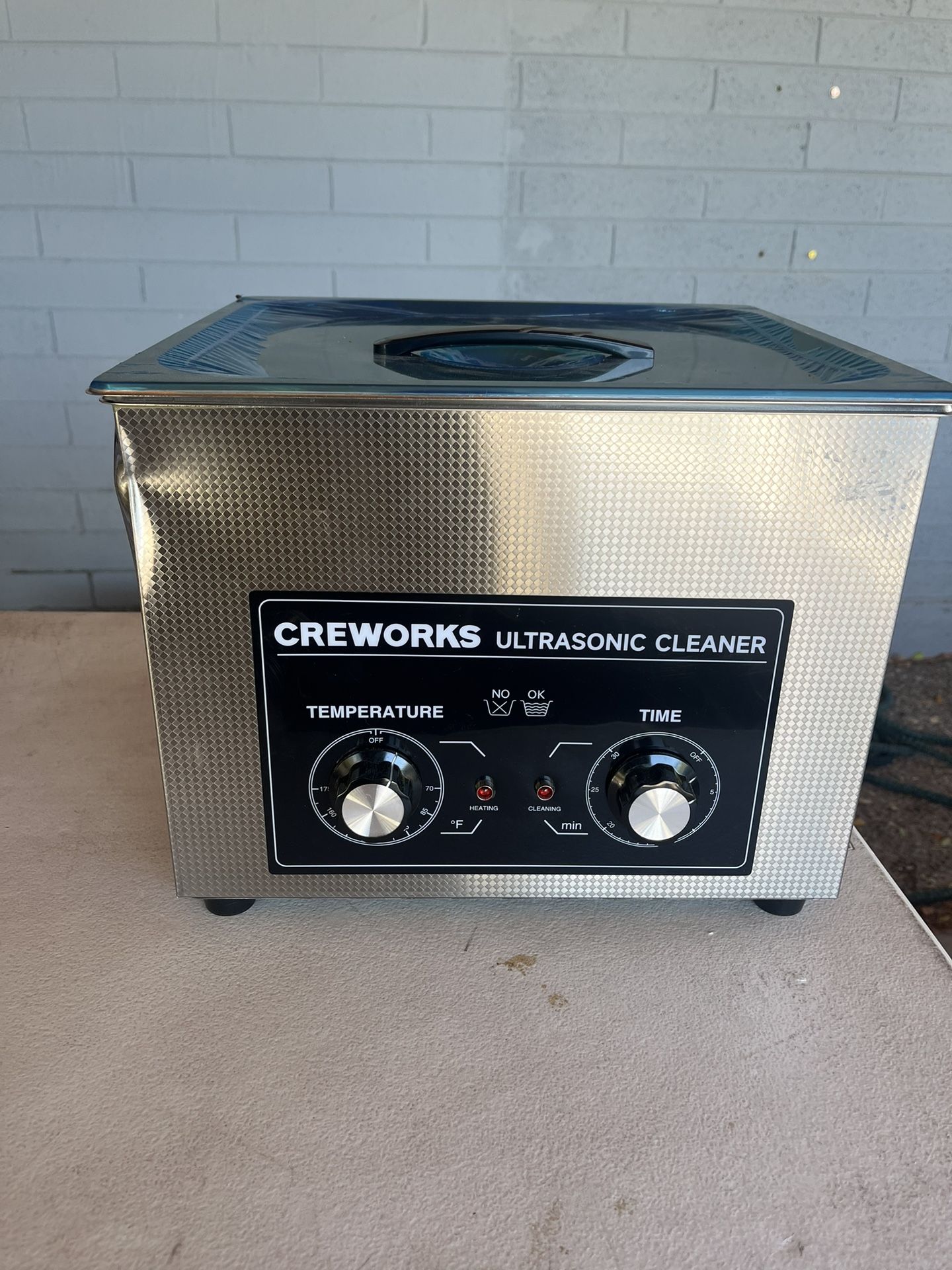 Ultrasonic Cleaner