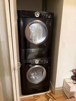 Frigidaire Washer and Dryer Set