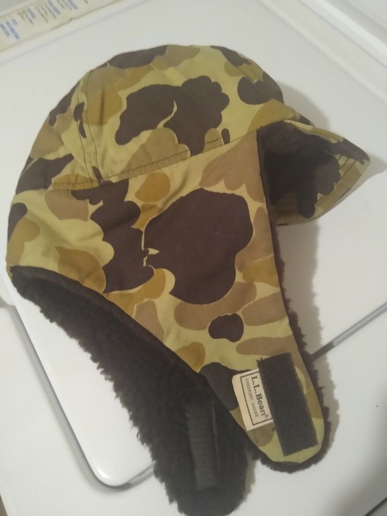 Vintage LL Bean Woodland Camo Hunting Ear Flap Camp Hat Cap Gore